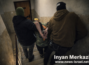 9E639AF2-94A1-47C5-A797-C5EFD6B9FB73